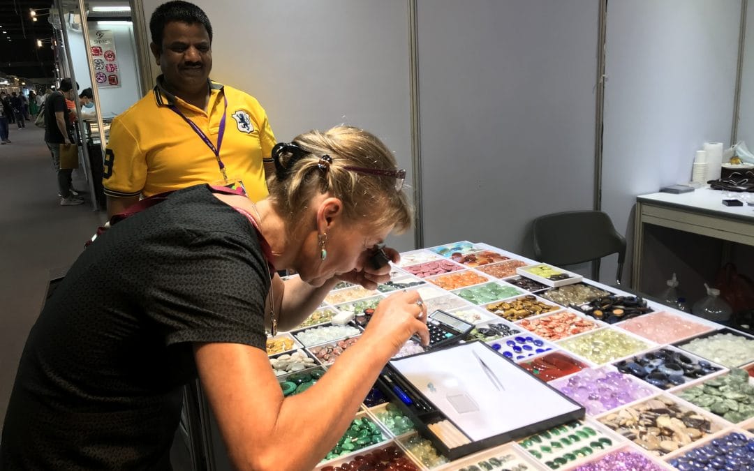 Opale noble, doublette, triplette : comment les reconnaitre ?