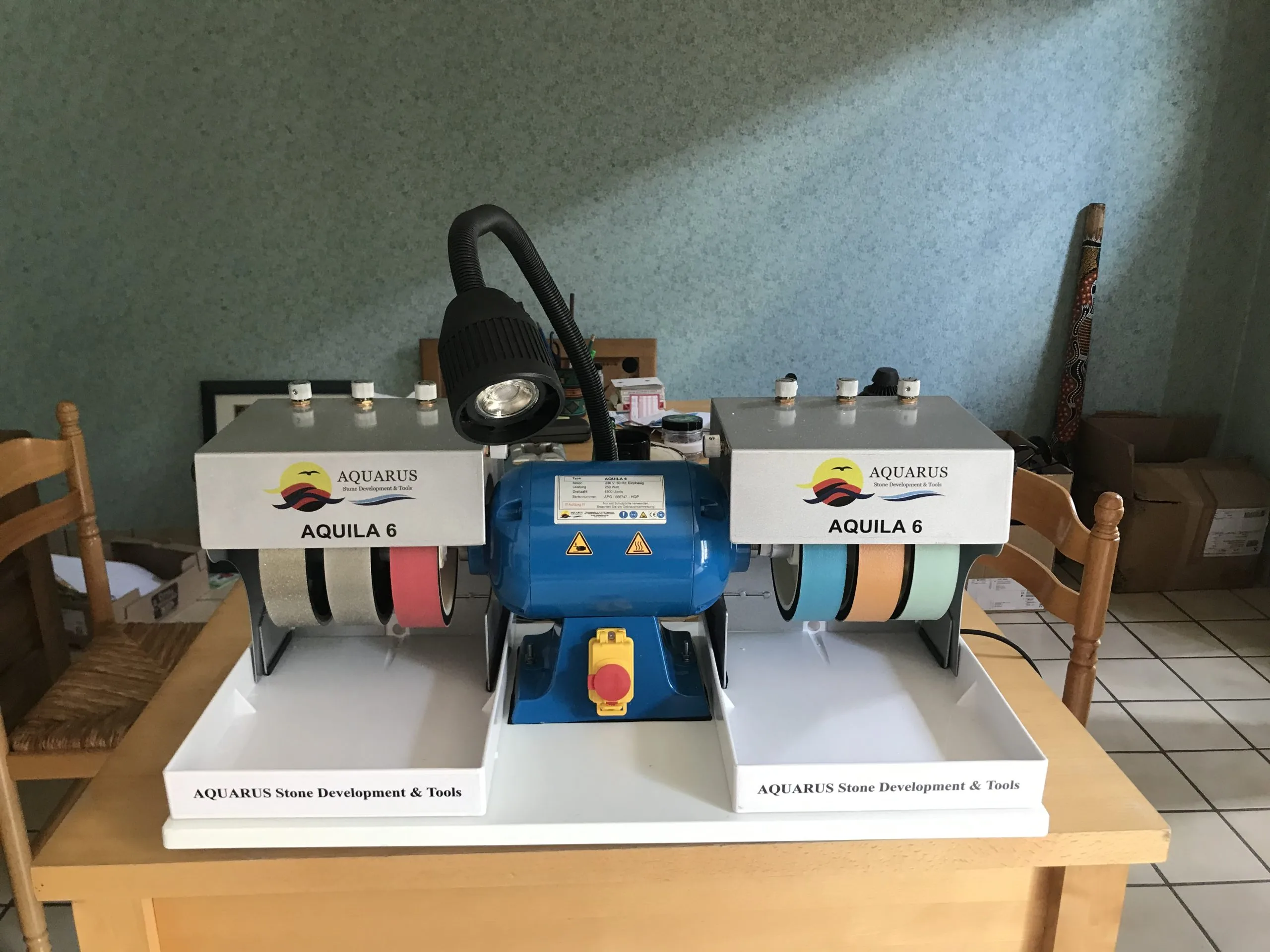 machine Aquila 6 pour polir les opales